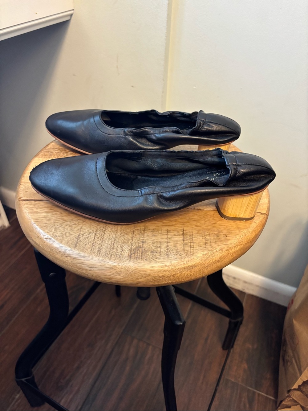 Robert Clergerie designer Black Leather Block Heel Ballet Flats - Picture 4 of 9